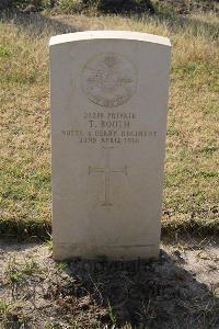 Ismailia War Memorial Cemetery - Booth, T